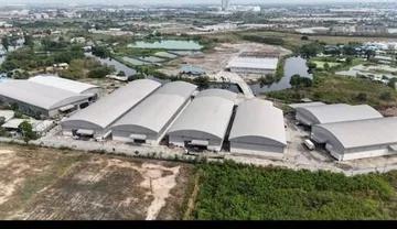 โกดังบ้านเก่าอมตะพานทอง ตำบลพานทอง