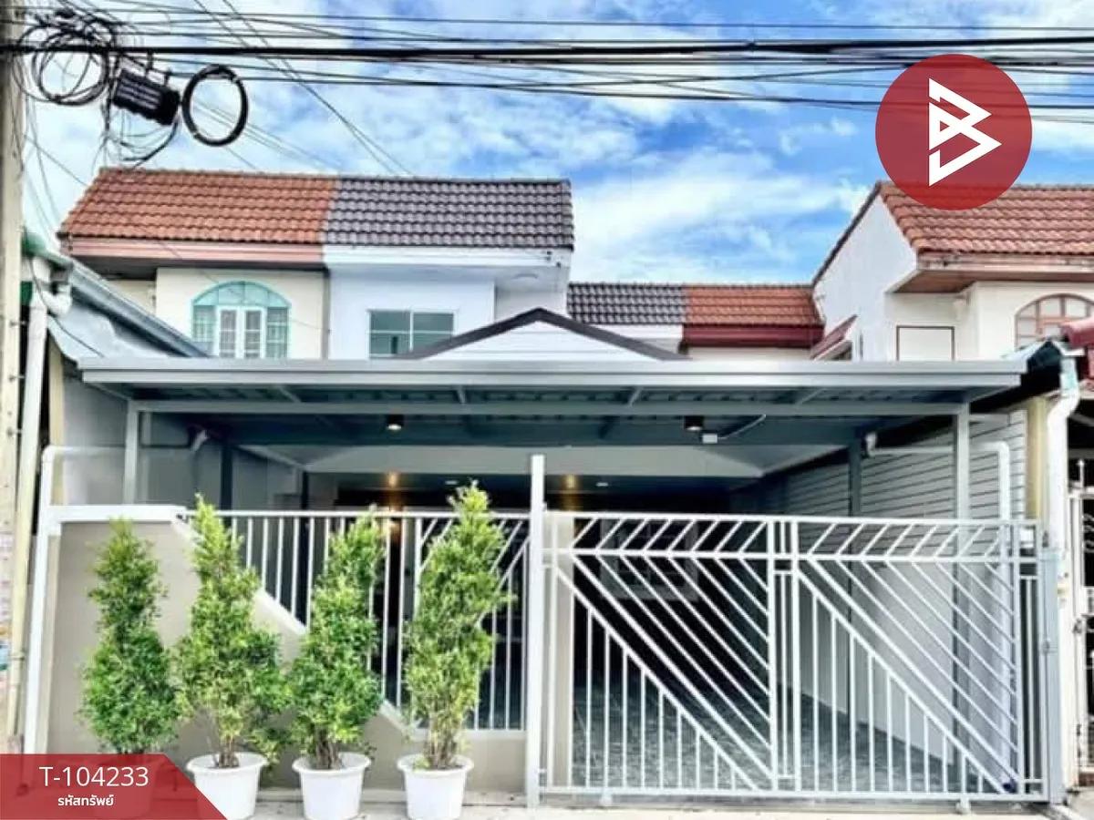 ขายด่วนทาวน์เฮ้าส์ หมู่บ้านบัวทอง 2 บางบัวทอง นนทบุรี พร้อมอยู่