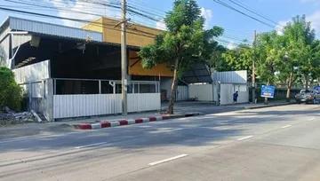 ขายหรือให้เช่าโกดังเก็บของพร้อมสำนักงานออฟฟิศ ริมถ