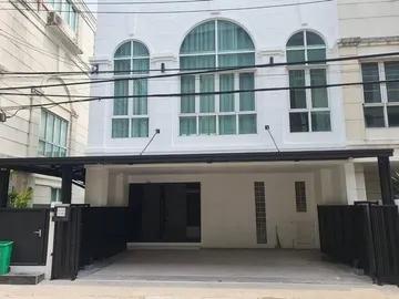 โฮมออฟฟิศ 3.5 ชั้น ย่านลาดพร้าว-วังหิน เสนา รัชดา