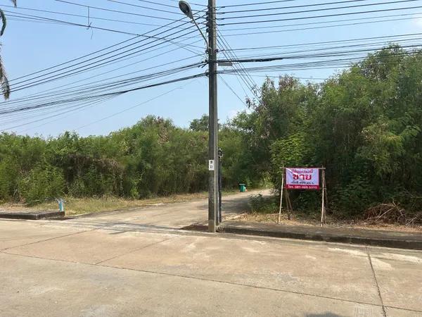 ขายที่ดินทำเลดี หมู่บ้านฮันนี่ พุทธมณฑลสาย 1