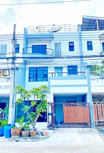 รักสัตว์ MRTลาซาล73-79 ศรีเอี่ยม ให้เช่าทาวน์เฮาส์