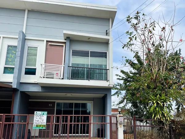 ขายทาวน์โฮม ศุภาลัย เบลล่า วงแหวน-ลำลูกกา คลอง 4