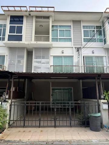 ให้เช่าทาวน์โฮม 3 ชั้น เดอะ เมโทร พระราม 9 ถนนคู่ข
