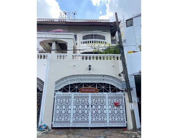 บ้านให้เช่า เอกมัย ซอย 4 ถนนสุขุมวิท 63 เขตวัฒนา
