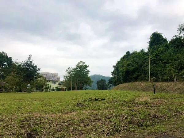 ขายที่ดิน 470 ตร.ว.ในสนามกอล์ฟเซอร์เจมส์คันทรีคลับ