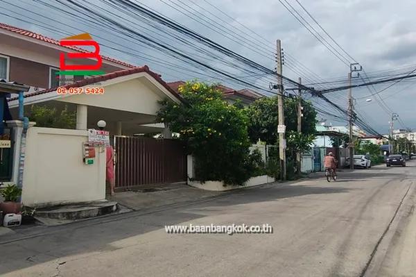บ้านเดี่ยว หมู่บ้าน ร่มเย็น พระยาสุเรนทร์ ซอย 9