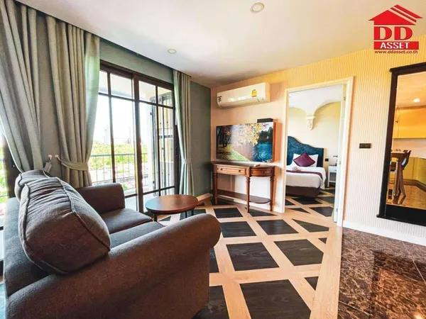 Espana Venetian Signature Condo Resort Pattaya