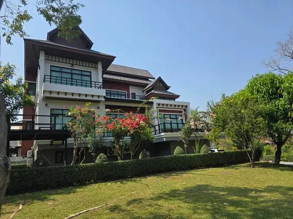 ขายบ้านเดี่ยว 3 ชั้น Phu Patra-Khao Yai รีโนเวทและ
