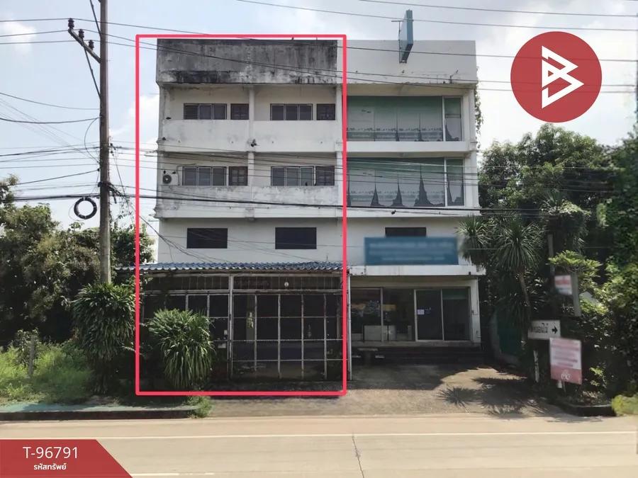 ขายอาคารพาณิชย์ 3.5 ชั้น ถ.พาดวารี เนื้อที่ 42.4 ตร.วา ป่าเซ่า อุตรดิตถ์
